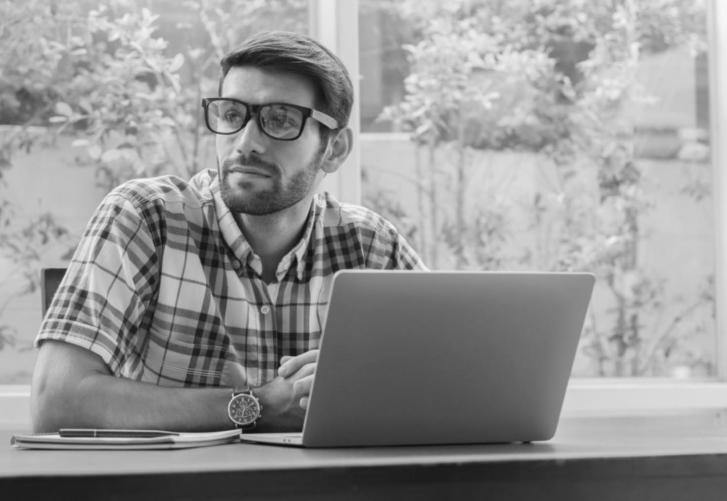 Espacio de trabajo con análisis de SEO móvil